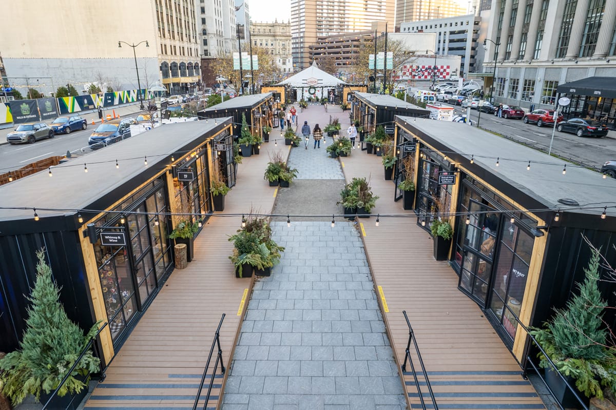 Detroit-Holiday-Market_1200x799