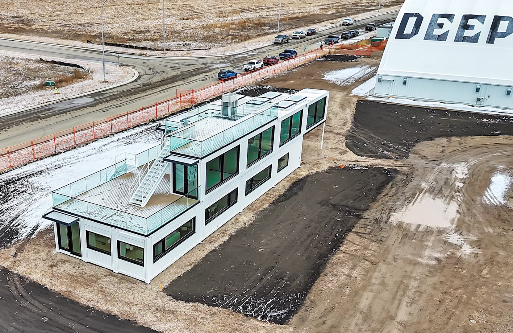 Corner-CastConstructionInc_OfficeComplex_Exterior