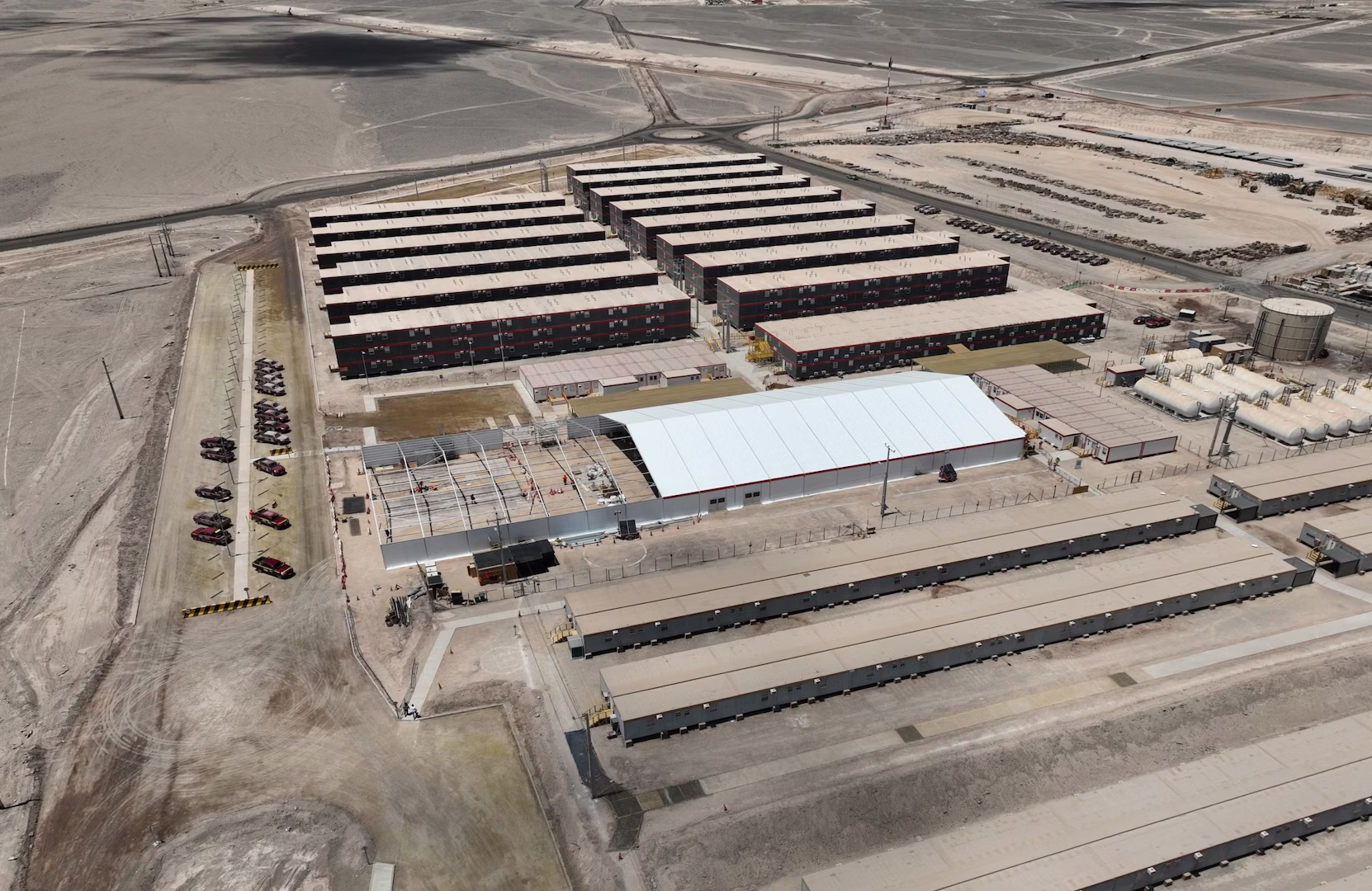 TecnoFast_OXEWorkforceHousingComplex-MineraCentinela_Exterior