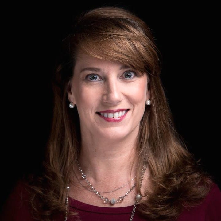 Paula Travis