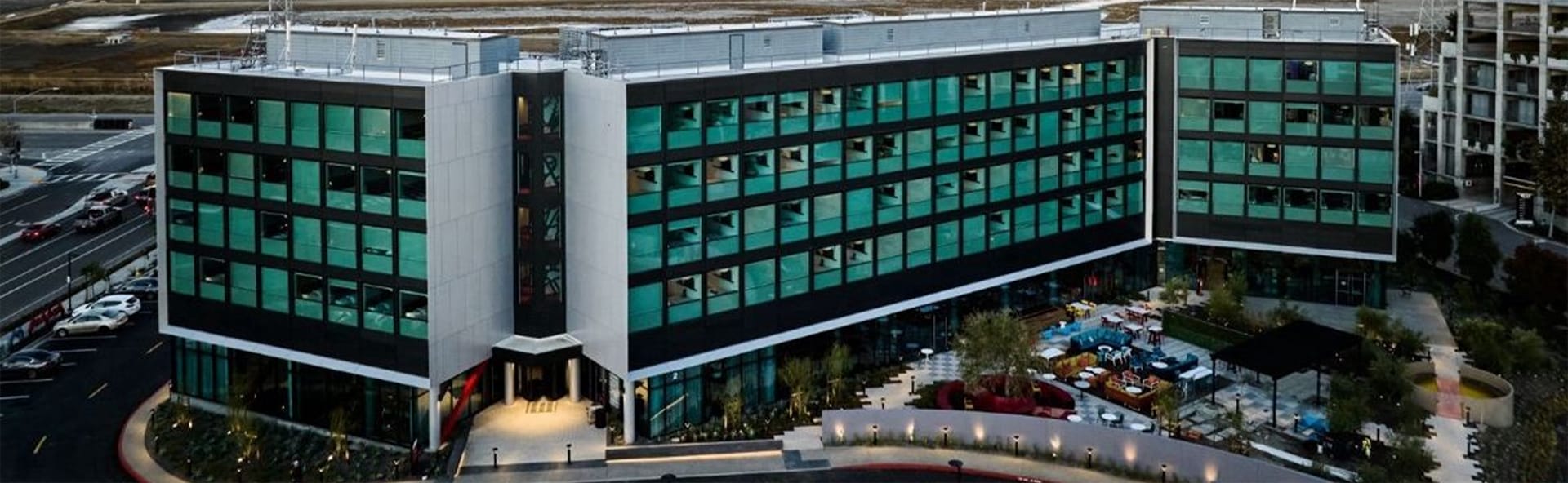 hotels and hospitality buildings using built using modular construction