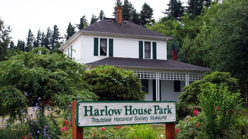 The Harlow House in Troutdale Oregon
