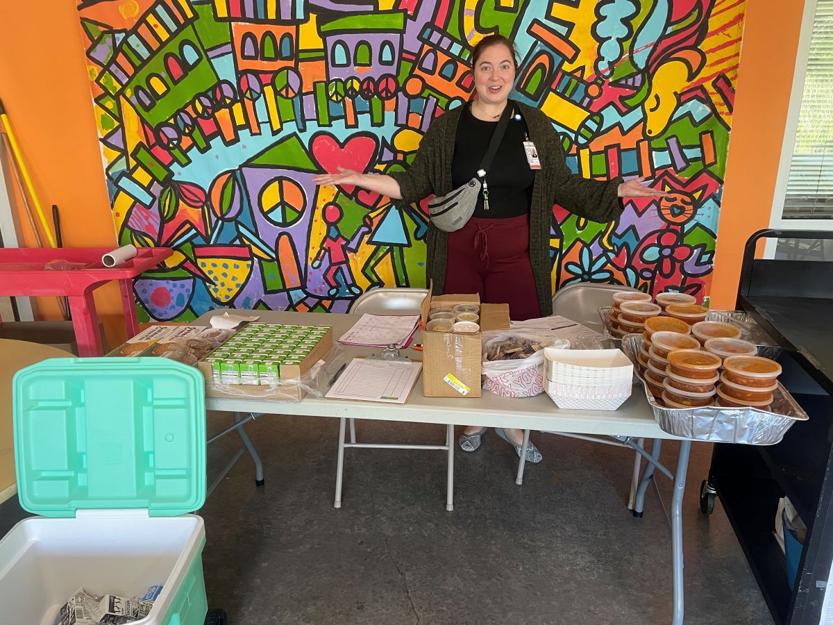 First Hot n Fresh Meal Service First Hot n Fresh Meal Service