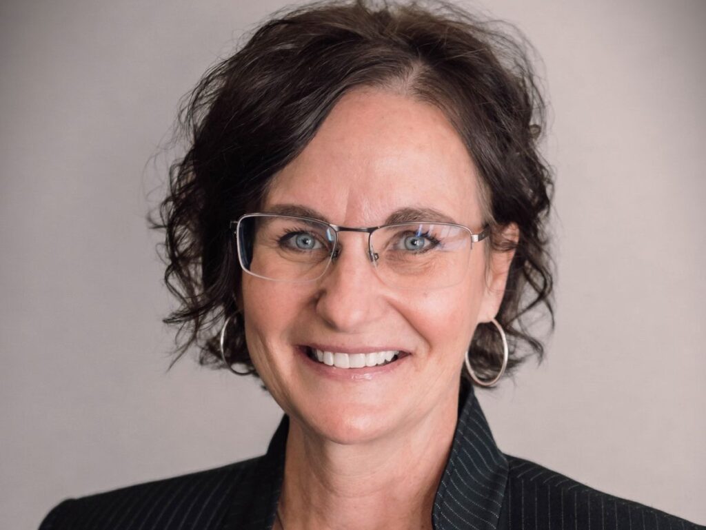 Carrie-Headshot-4x3-1-1024x769