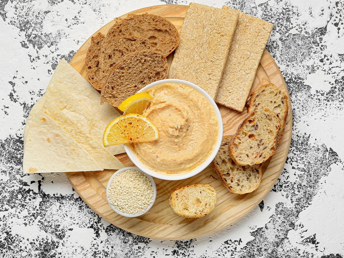 Hummus and bread