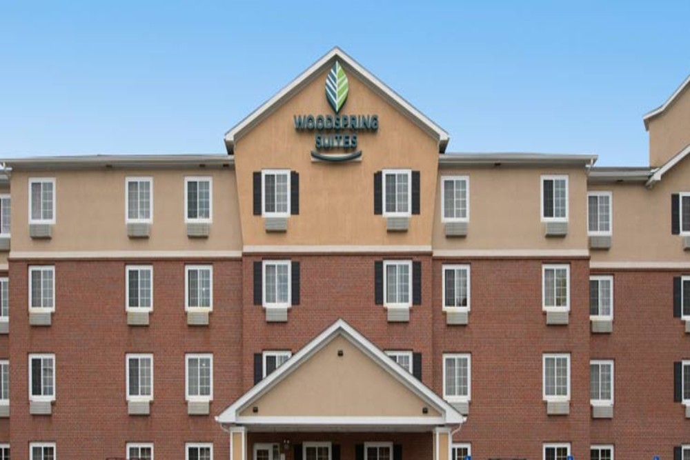 woodspring suites b