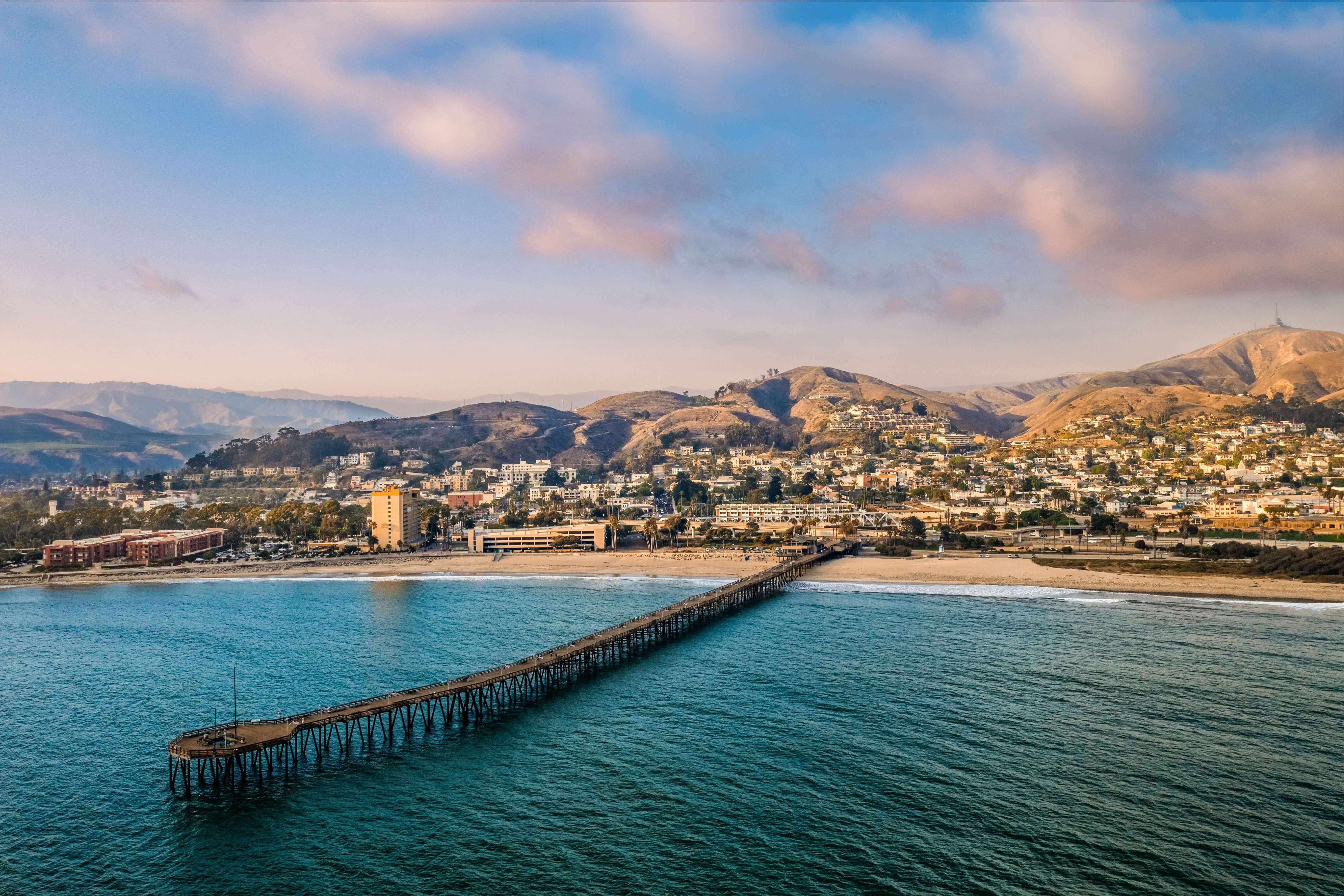 Visit & Explore Ventura