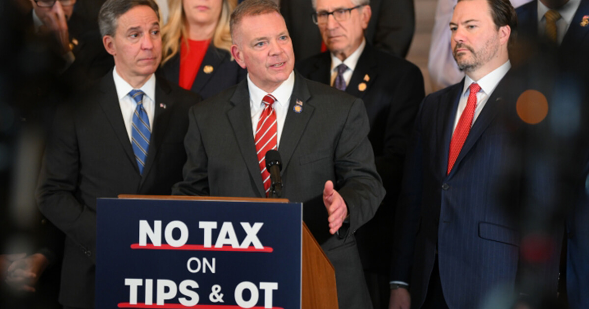 no-tax-on-tips-and-overtime-1 no-tax-on-tips-and-overtime-1