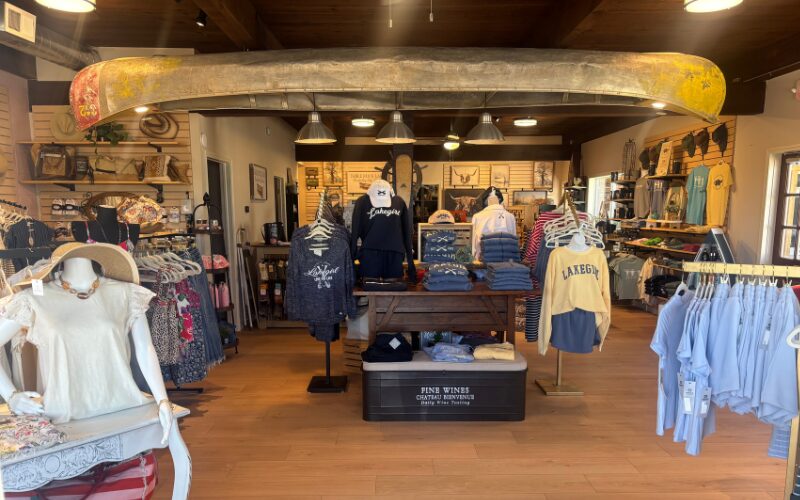 Lakeside Boutique Kimberling City Shop