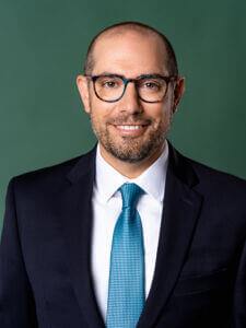 Grant Loomis headshot