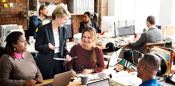 smiling business people