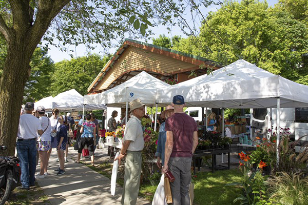 Farmers' Market