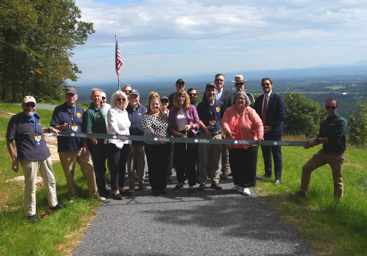 Ulysses S. Grant Cottage State Historic Site Eastern Overlook Pathway
