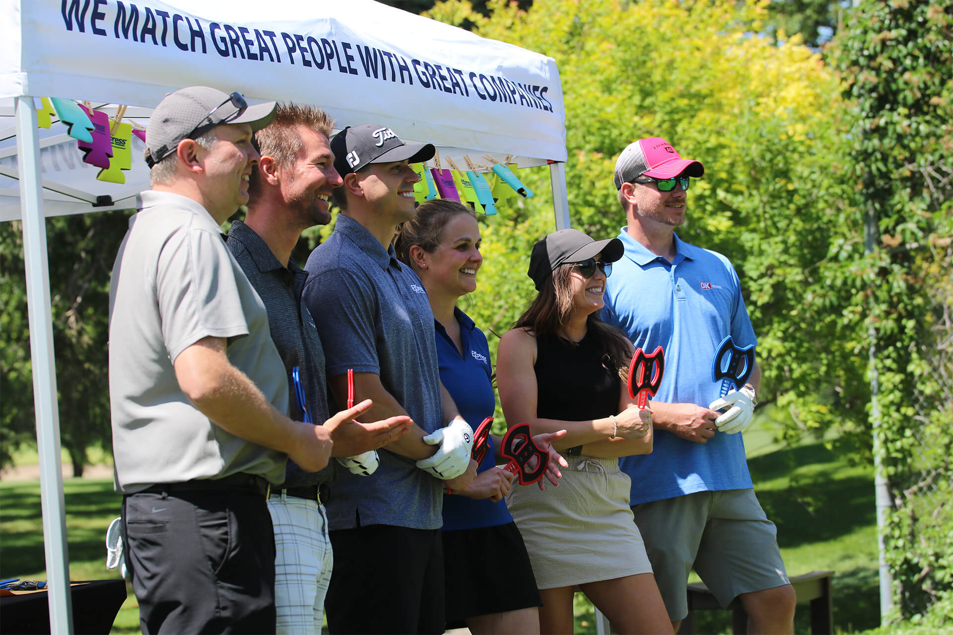 5-6_BlogHeader-CCGO Group of individuals posing for a group photo at the Chamber Challenge Golf Outing