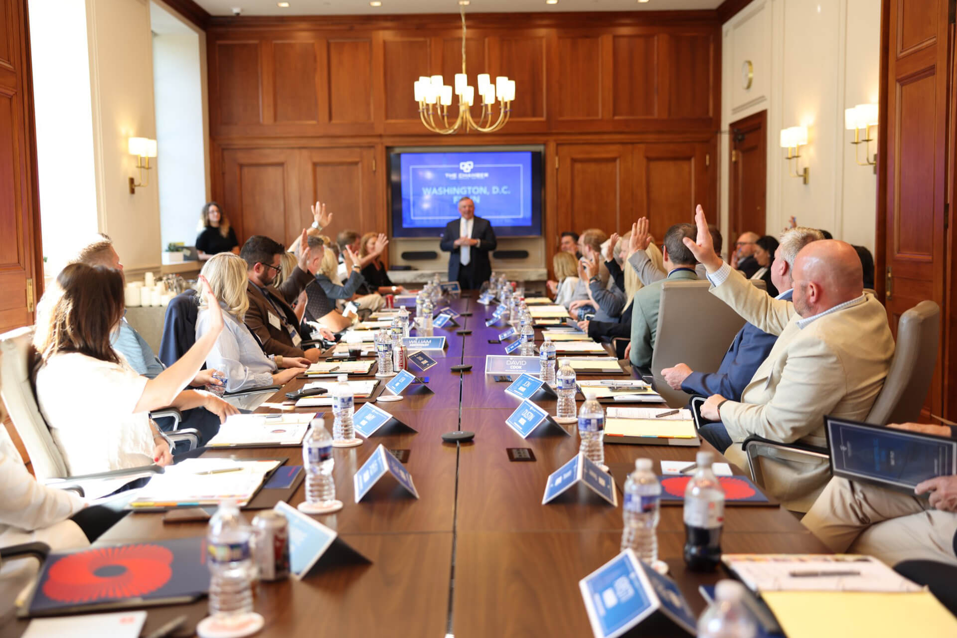 6-17-25_BlogHeader-DC Business leaders sit around a table mid-discussion during the Washington, D.C., Fly-In