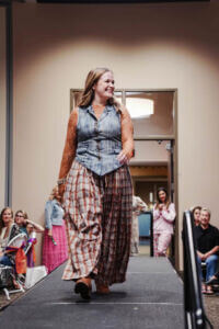 Boutique: White Lily