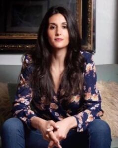 Natalie Maniscalco Headshot 4.5