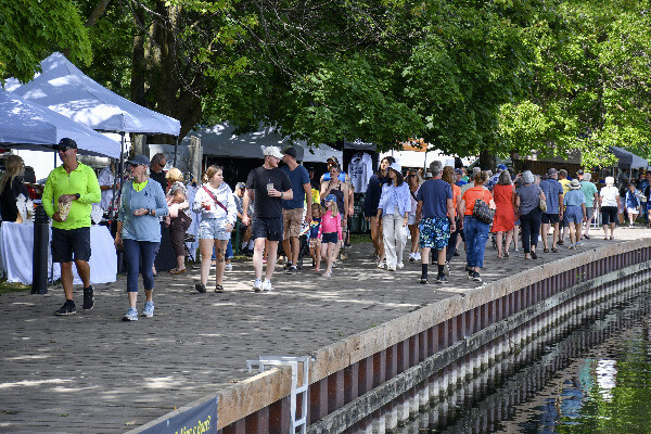 DSC_6322-2 Orillia In-Water Boat Show