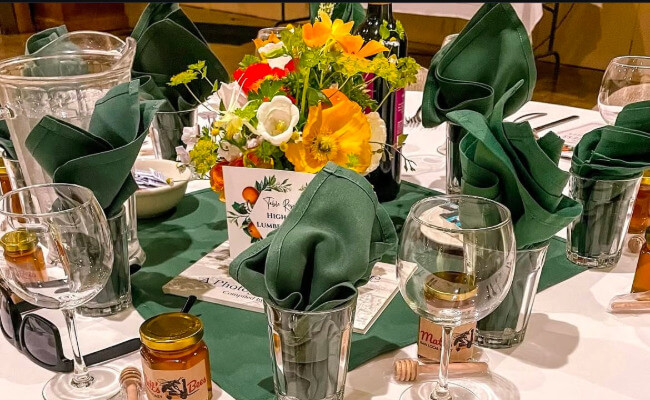 table setting at awards banquet