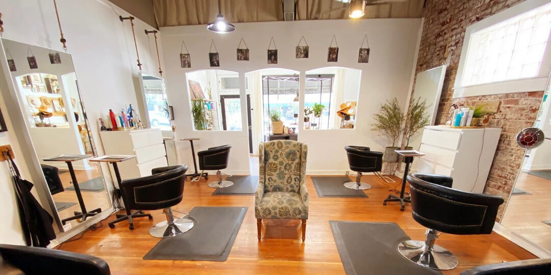 refined inside salon-4 refined inside salon-4