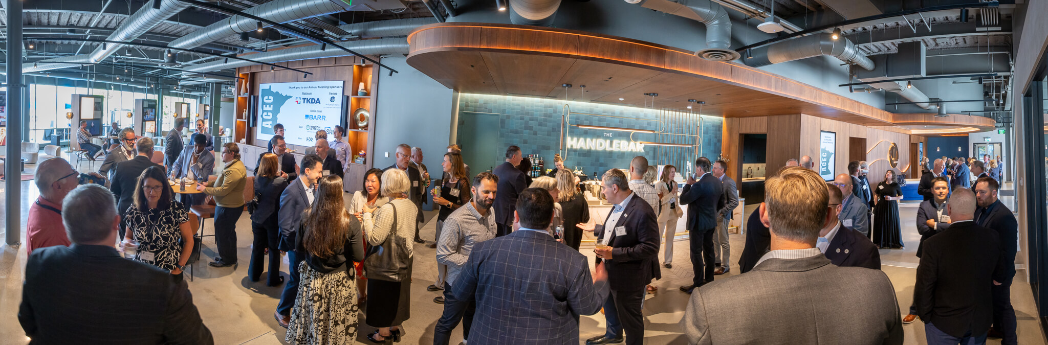 Panorama of the social hour at the ACEC Minnesota Annual Meeting
