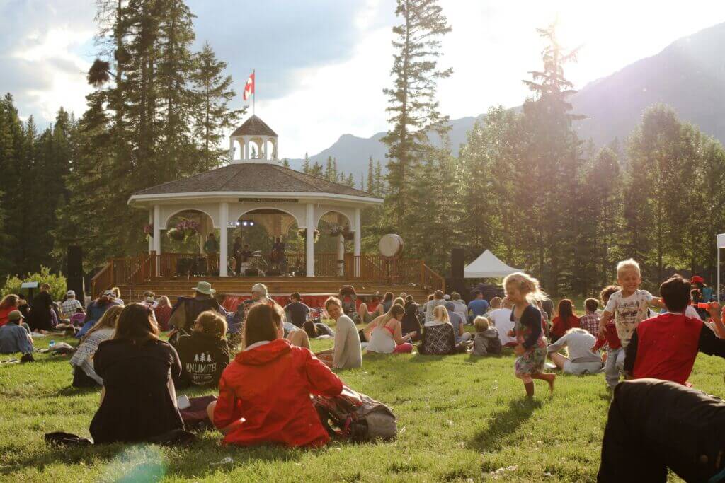 Canada Day-outdoors-festival-families-Canada