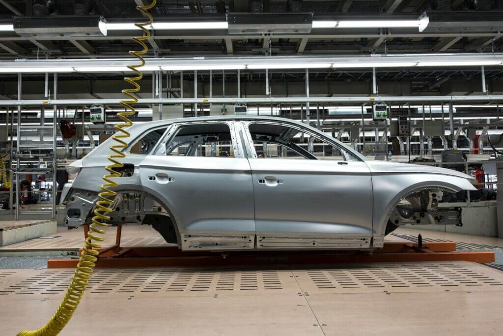 auto-assembly line-automotive-factory-car auto-assembly line-automotive-factory-car