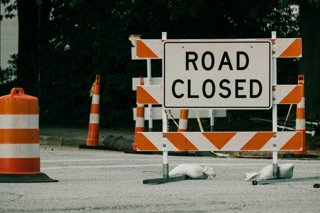 road closure-road closed-signage-construction road closure-road closed-signage-construction