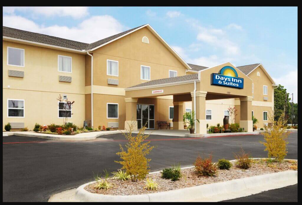 days inn & suites