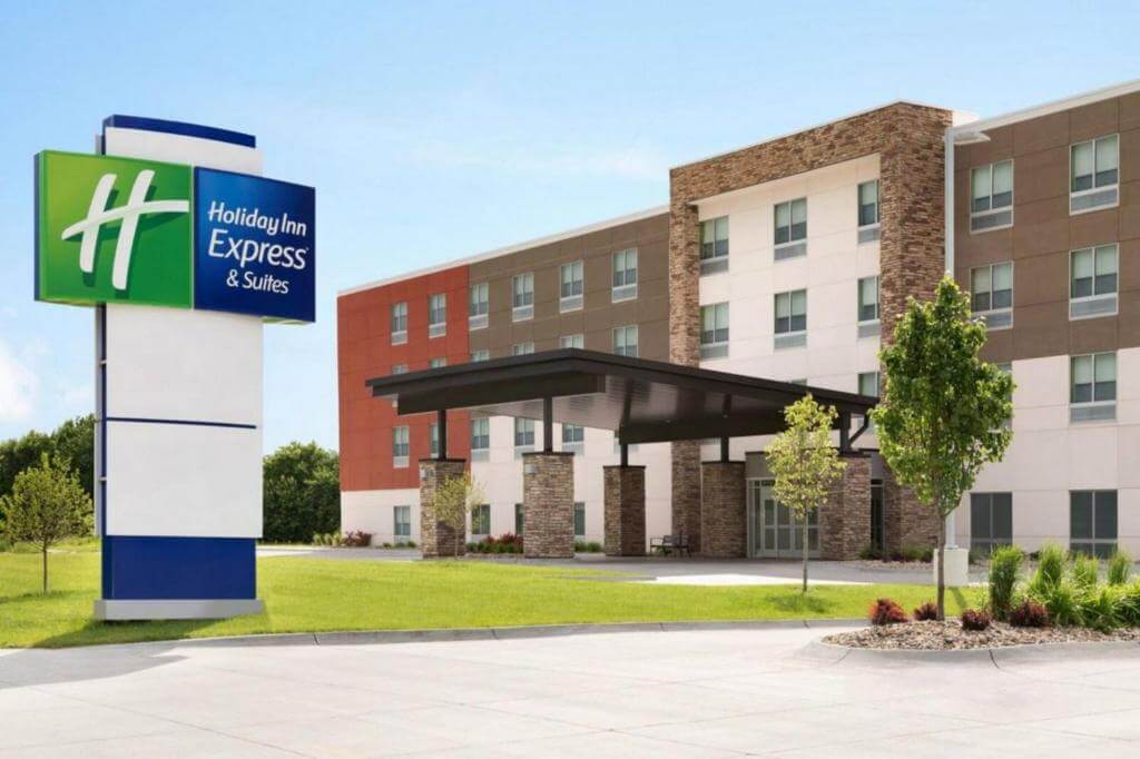 holiday inn express & suites