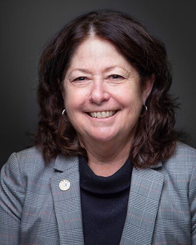 Patti Moser-400x500 Patti Moser