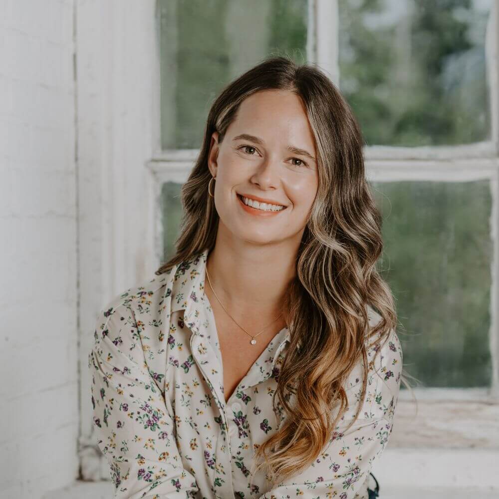 Corinne Benfield Headshot