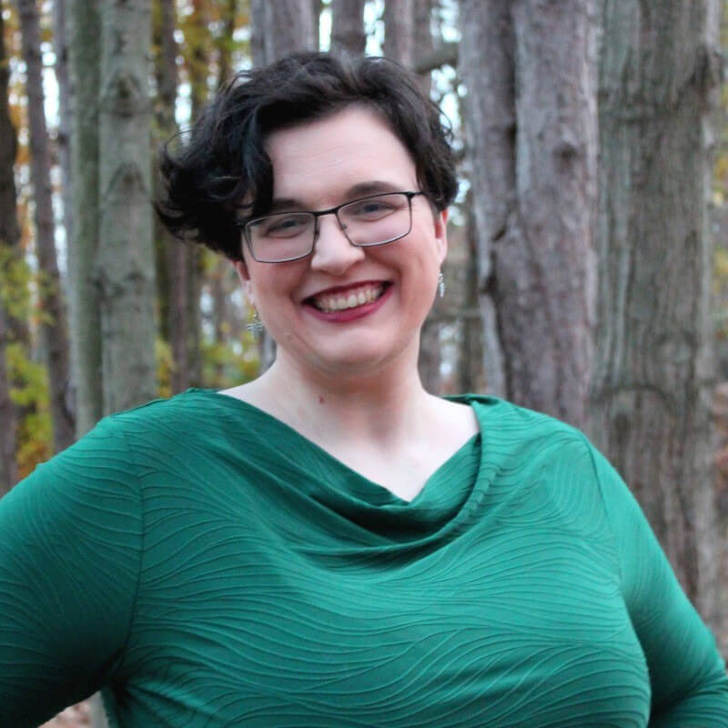 Headshot of Rivka Hodgkinson