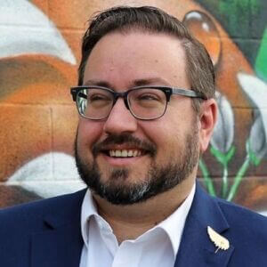 Dr. Kevin Eberle-Noel
