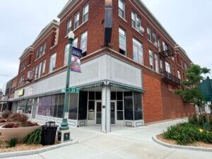 300 N Main St