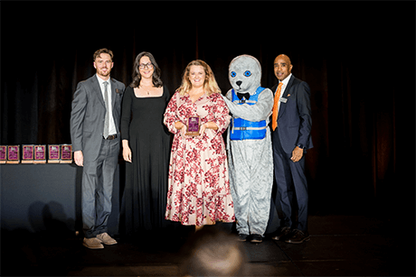 Awards24 Media 460 Awards24 Media 460