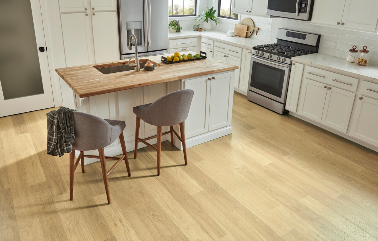 Pergo_LF001117_Frappe_Hunt_Oak_Kitchen_Mid1 Large