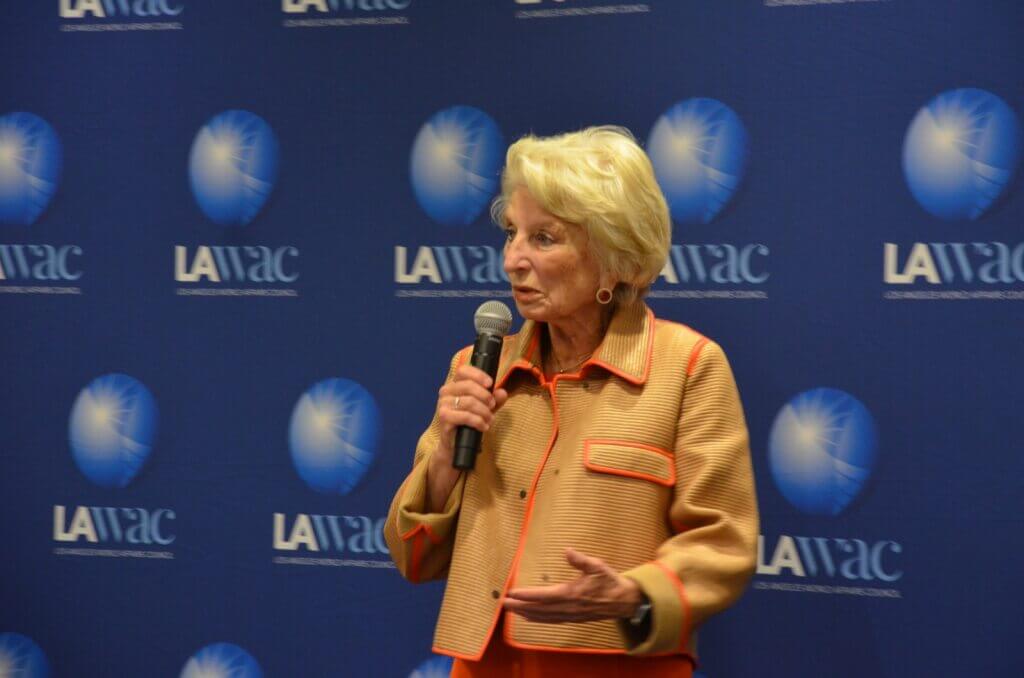 dee021b2-2b03-3356-a002-c4f233c208ad