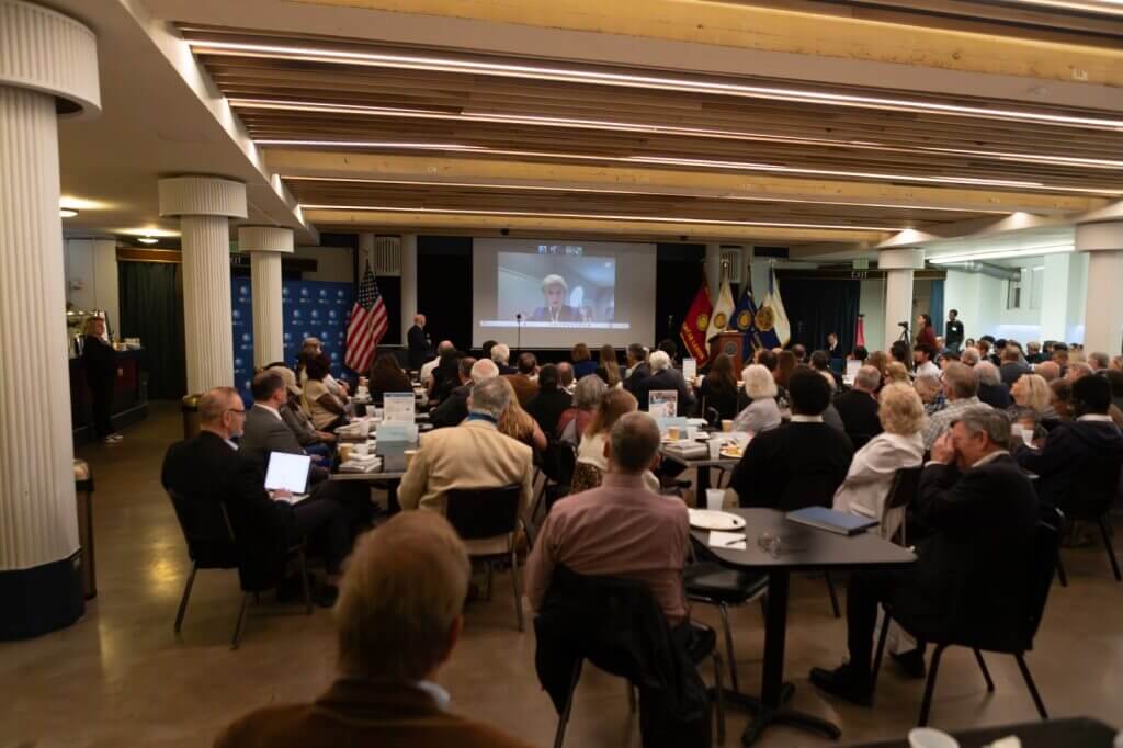 efa848cd-2467-c34b-7f30-c91c22c18cca