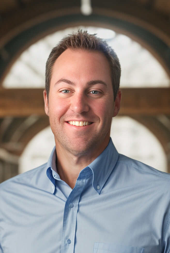 Austin McKnight 2025 Headshot_web Austin McKnight 2025 Headshot_web