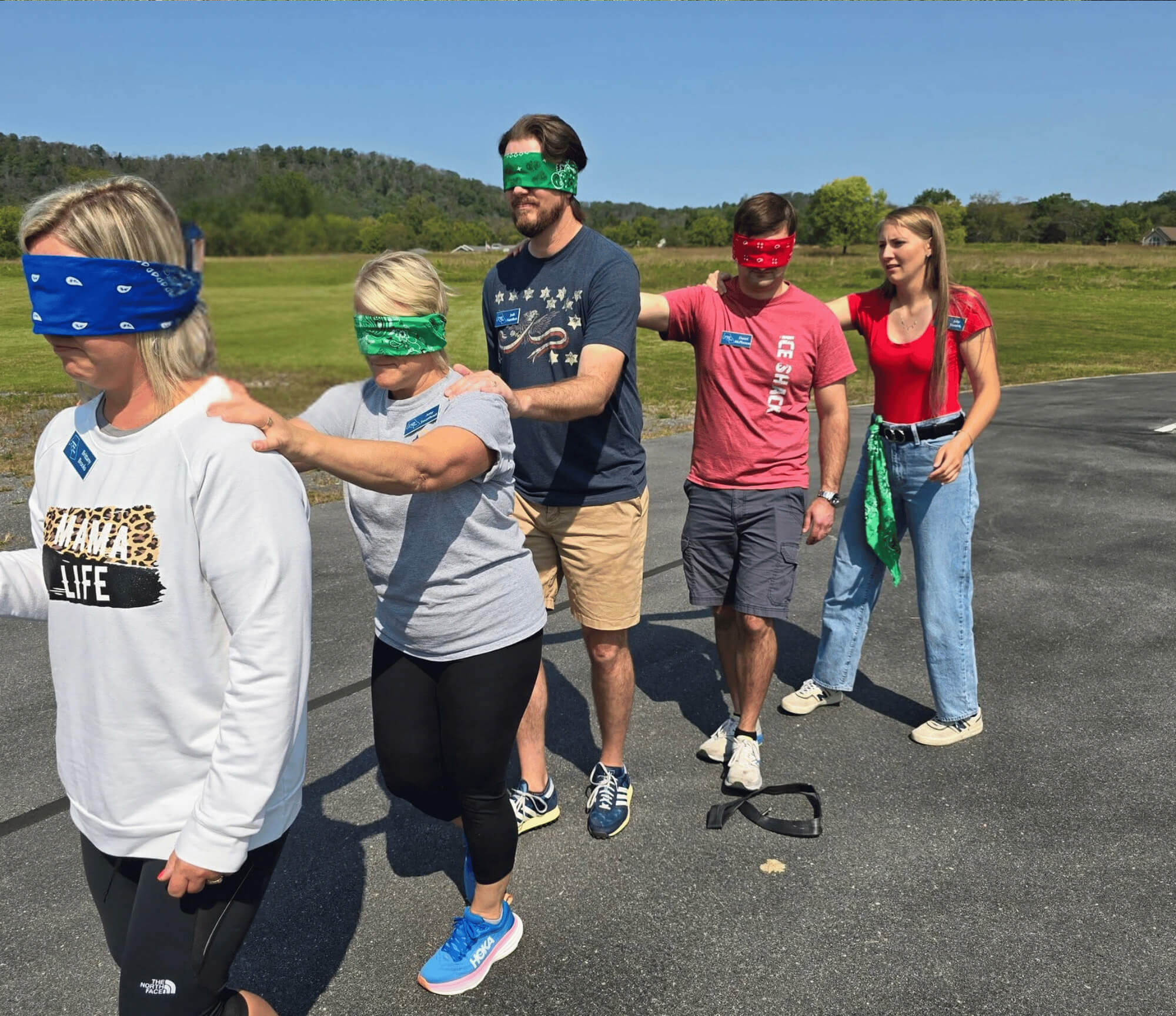 LEADERSHIP TEAMBUILDING
