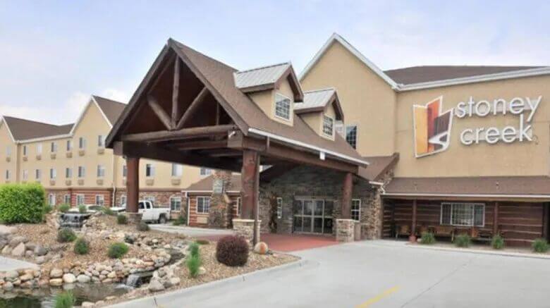 Stoney-Creek-Hotel-Broken-Arrow-Exterior