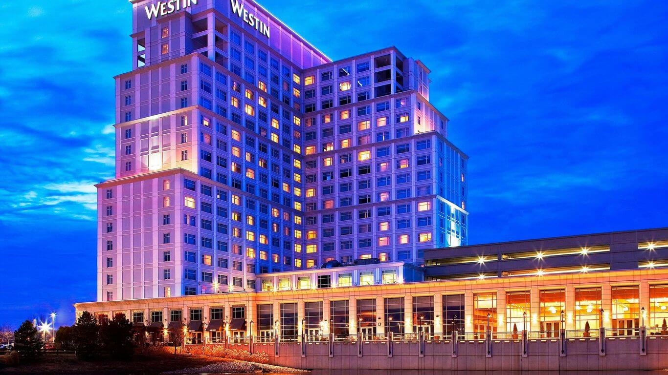 Westin Chicago Lombard Westin Chicago Lombard exterior photo