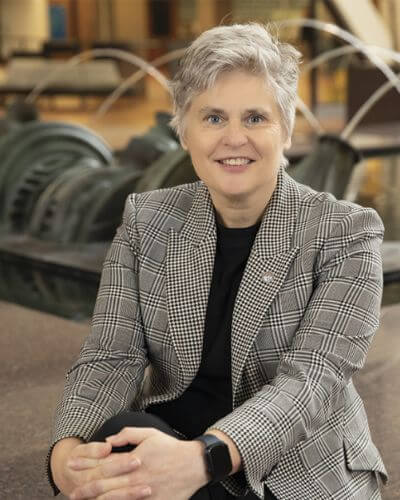 Mary-Moriarty-photo-Sarah-Whiting-49-1030x626