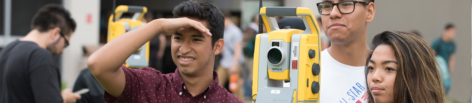Learn Students learn surveying at Cal Poly Pomona