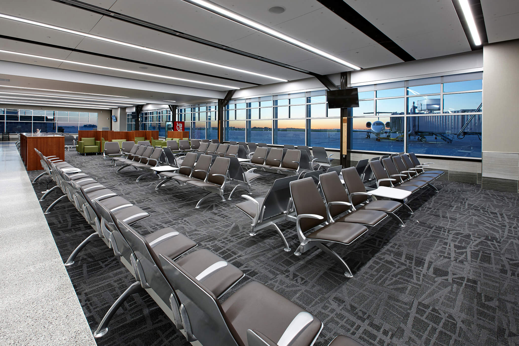 8038-8047-final_website airport