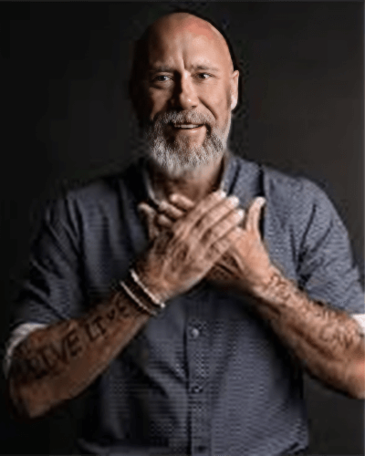 Vince Moffit-400x500 Vince Moffit