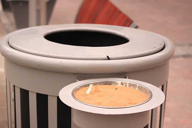 istockphoto-515442046-612x612-1 garbage can & ash tray