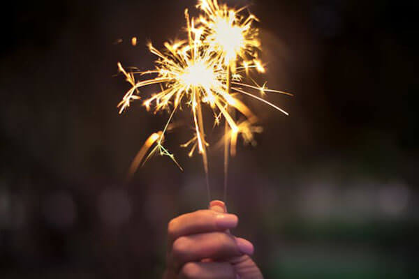 pexels-johnpaultyrone-600x400 Sparklers