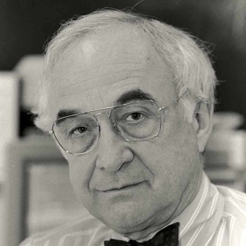 Headshot of journalist Phil Meyer